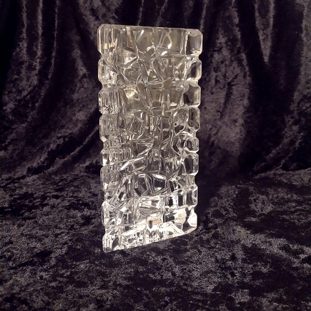 Tiffany & Co Sierra Geometric Textured Crystal Triangle Vase 7 1/2 inches